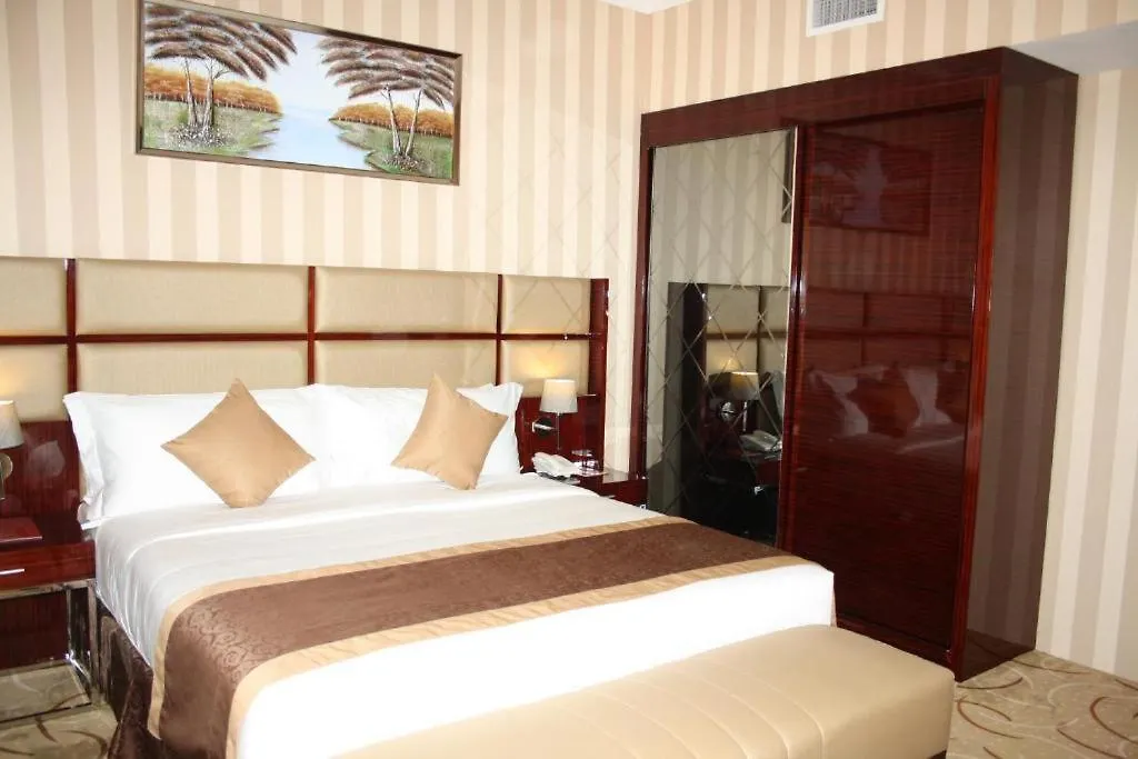 Al Azmi Hotel 115 Schardscha